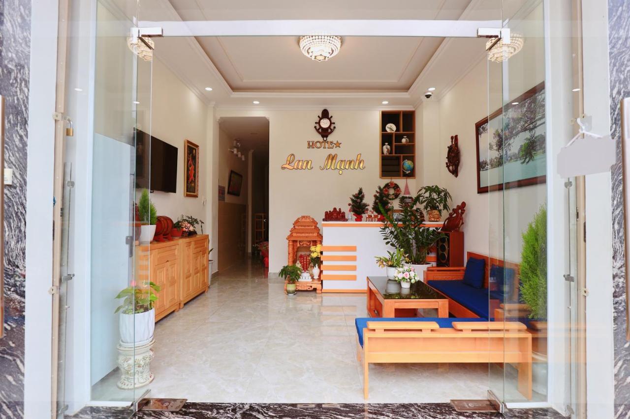 Lan Manh Hotel Dalat Bagian luar foto